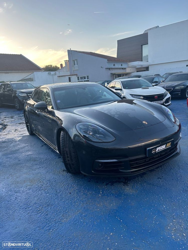 Porsche Panamera Sport Turismo - 8