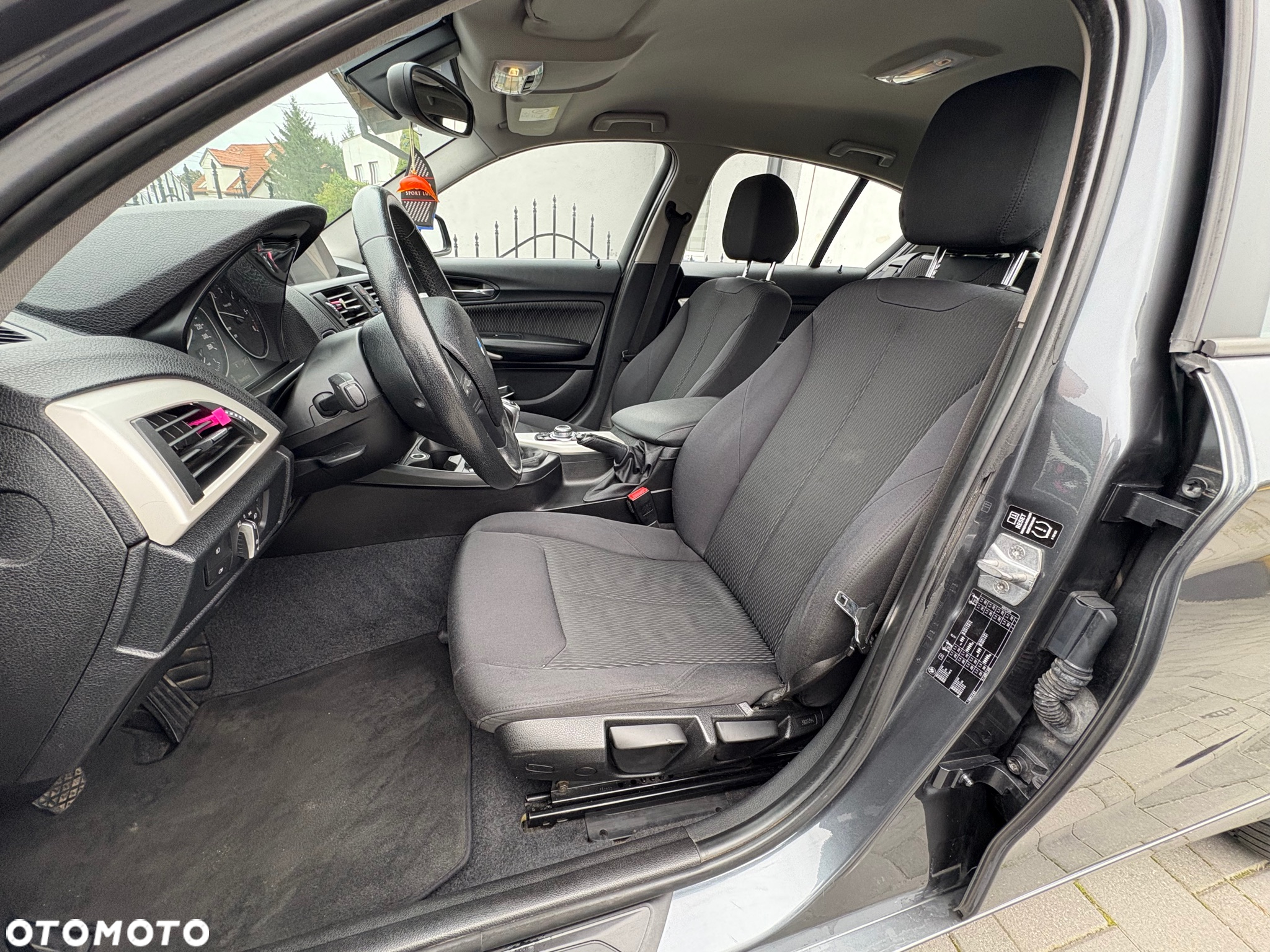 BMW Seria 1 116d - 10