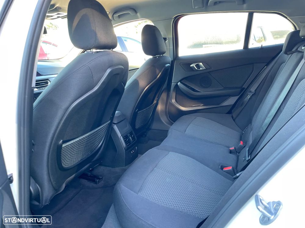 BMW 118 i Sport Line - 14