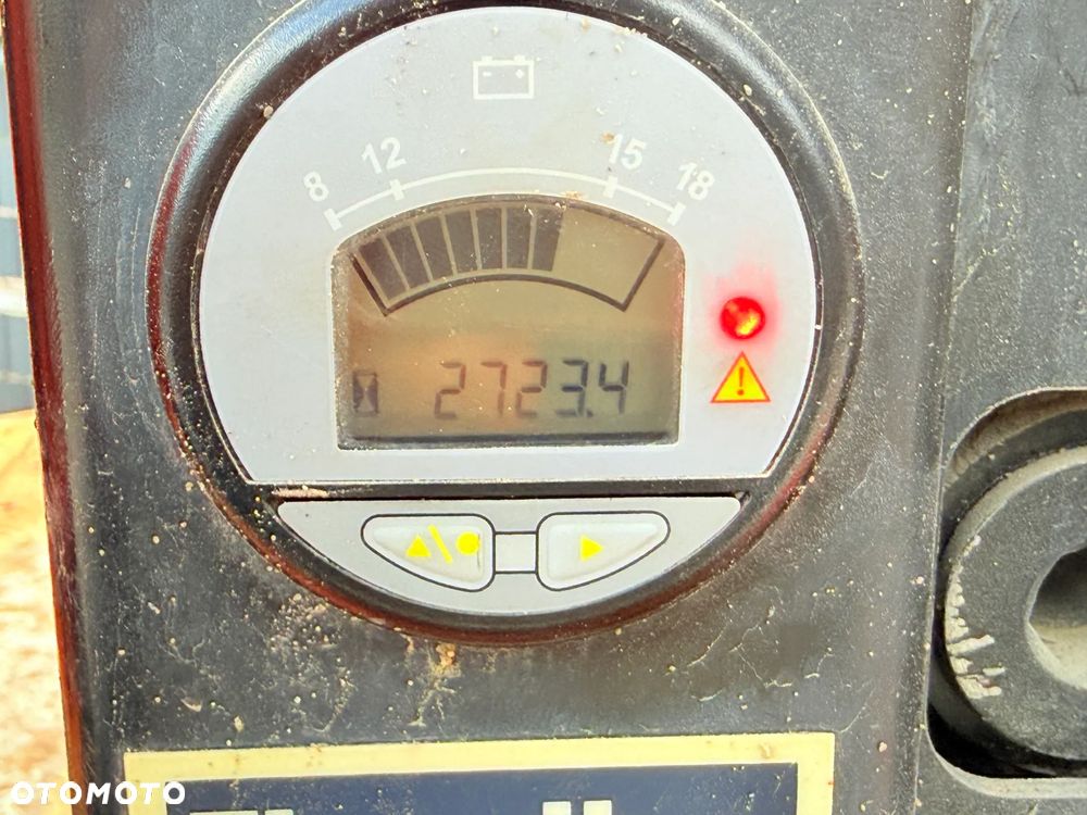 Thwaites * Wozidło * Thwaites 9 Ton * Obrotowe * 2700 Motogodzin * - 14