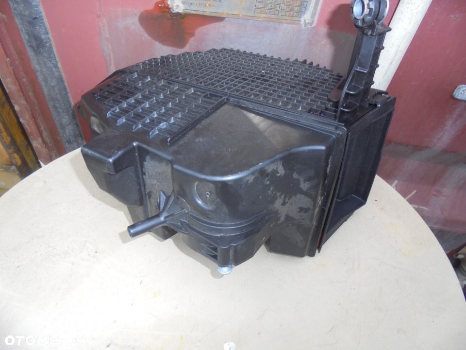 OBUDOWA FILTRA PWIETRZA RENAULT CAPTUR I 1.5 DCI - 2