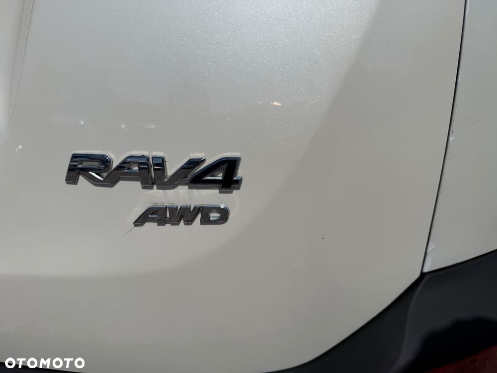 Toyota RAV4 - 9