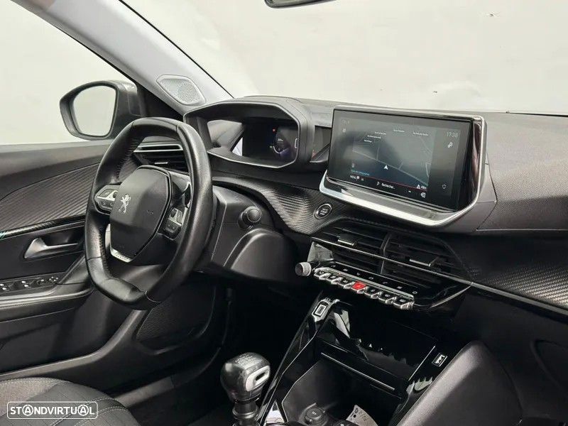Peugeot 2008 1.5 BlueHDi Allure EAT8 - 20