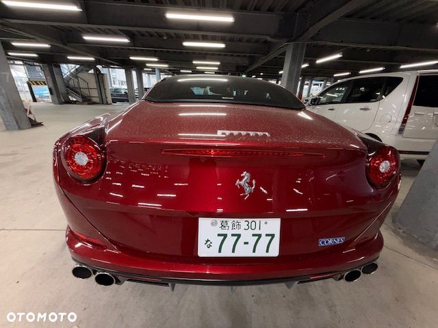 Ferrari California T - 18