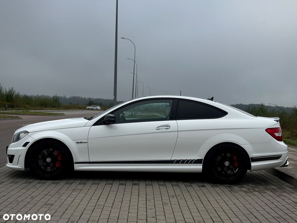 Mercedes-Benz Klasa C 63 AMG - 2