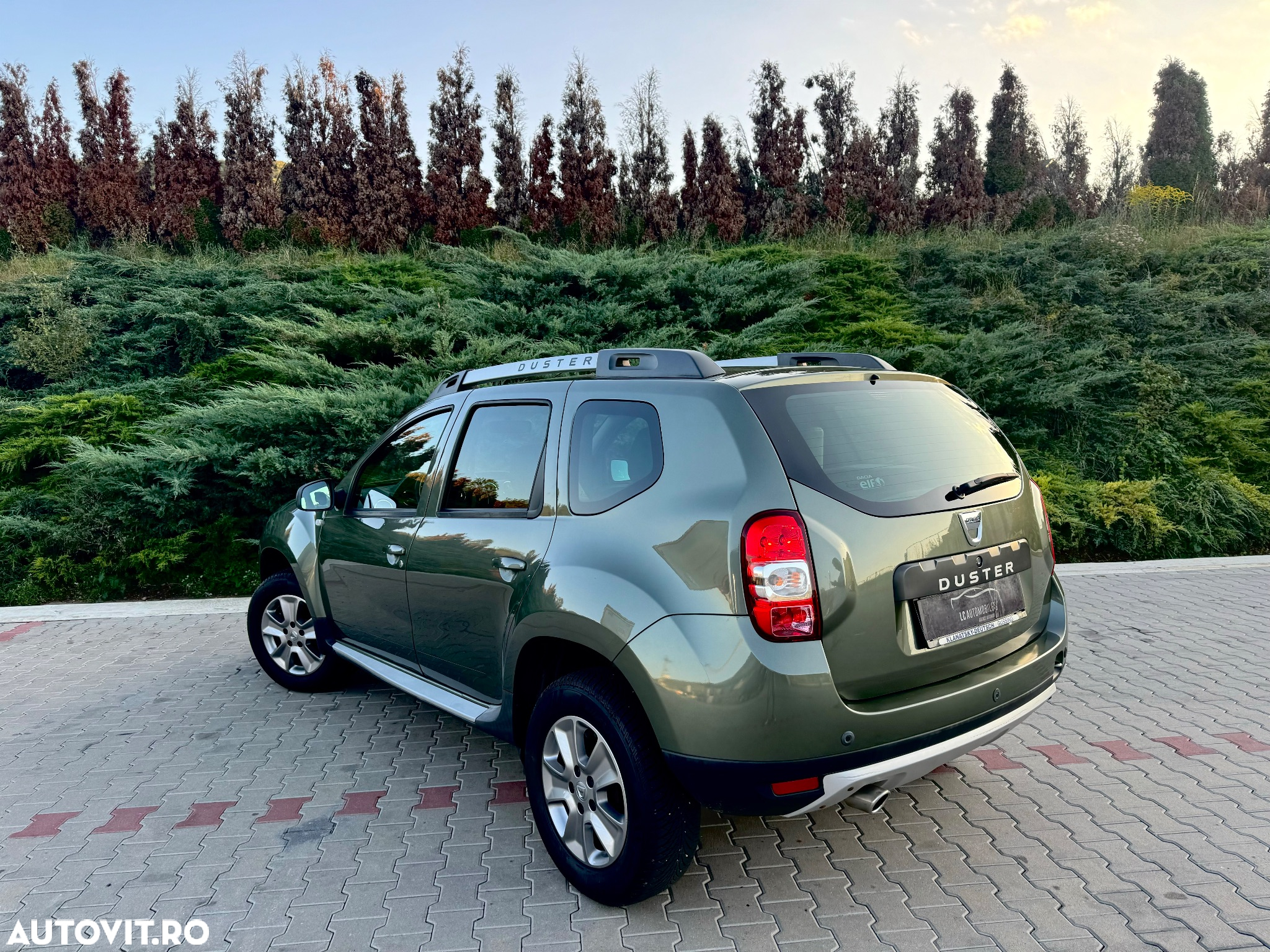 Dacia Duster 1.5 dCi 4x4 Prestige - 27