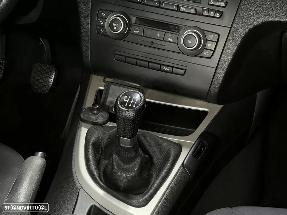 BMW 118 d Coupe - 13