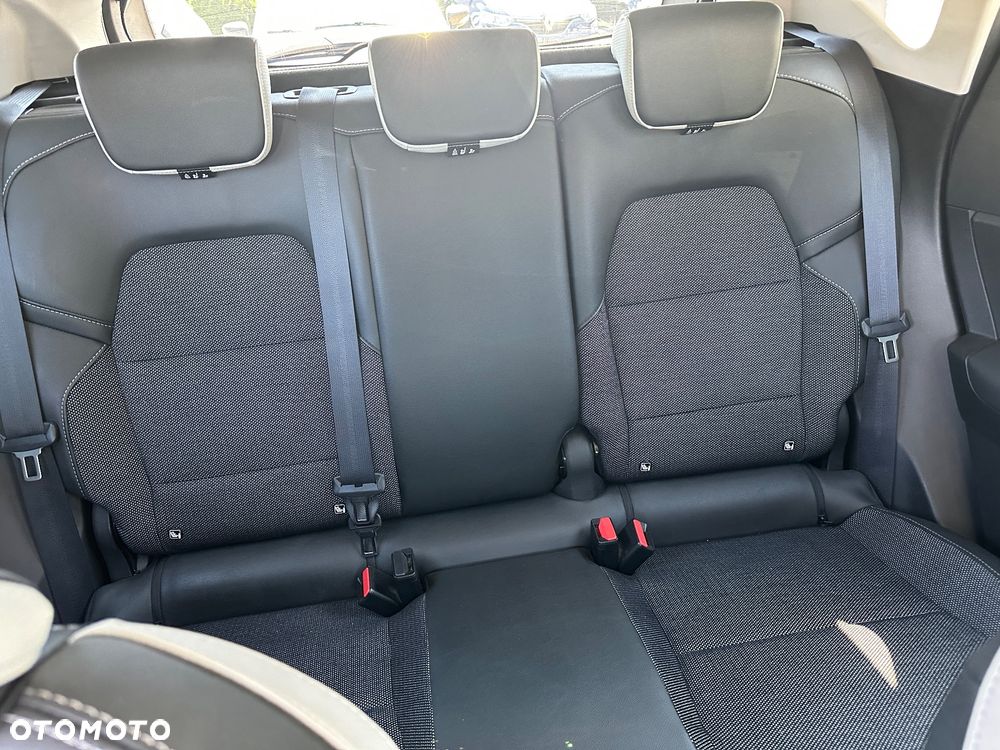 Renault Captur 1.3 TCe mHEV Techno EDC - 18