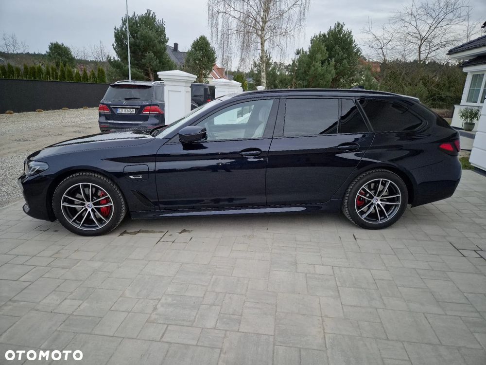 BMW Seria 5 530e xDrive - 30