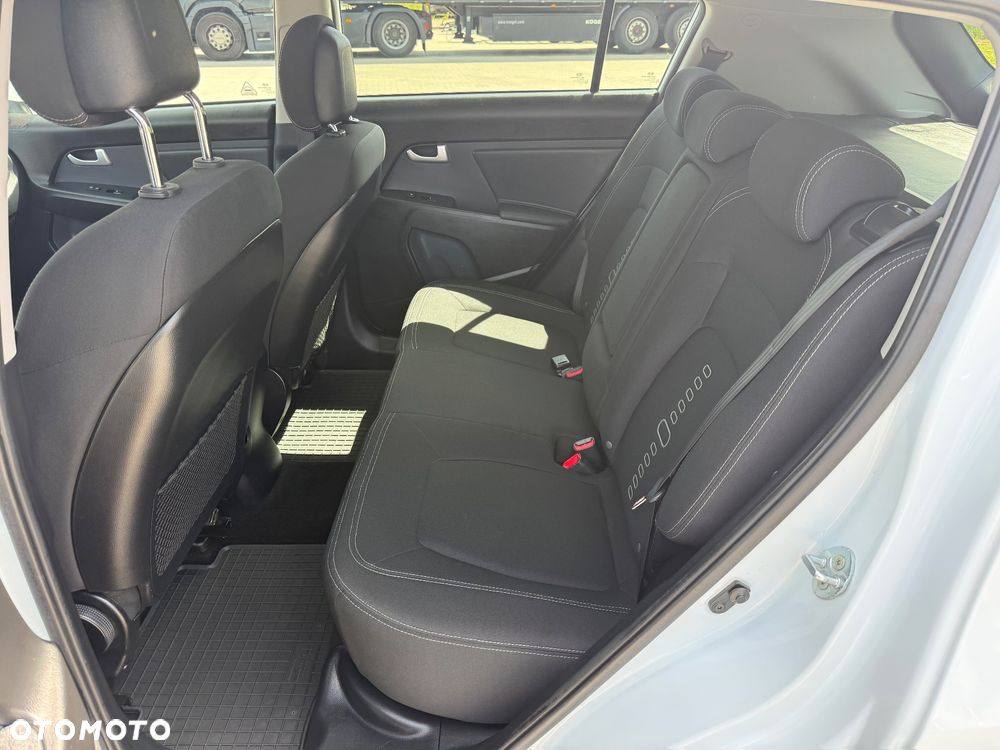 Kia Sportage 1.6 GDI 2WD Dream-Team Edition - 17