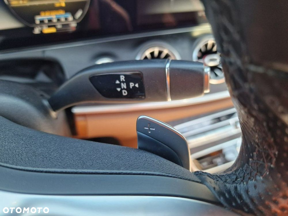 Mercedes-Benz Klasa E 220 d Coupe 9G-TRONIC AMG Line - 16