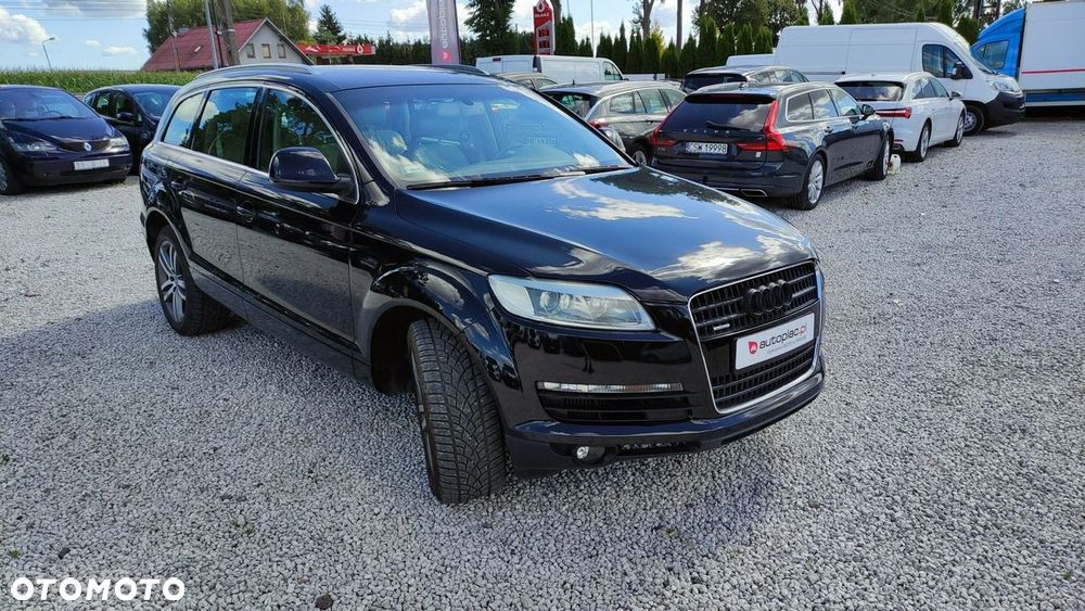 Audi Q7 - 17