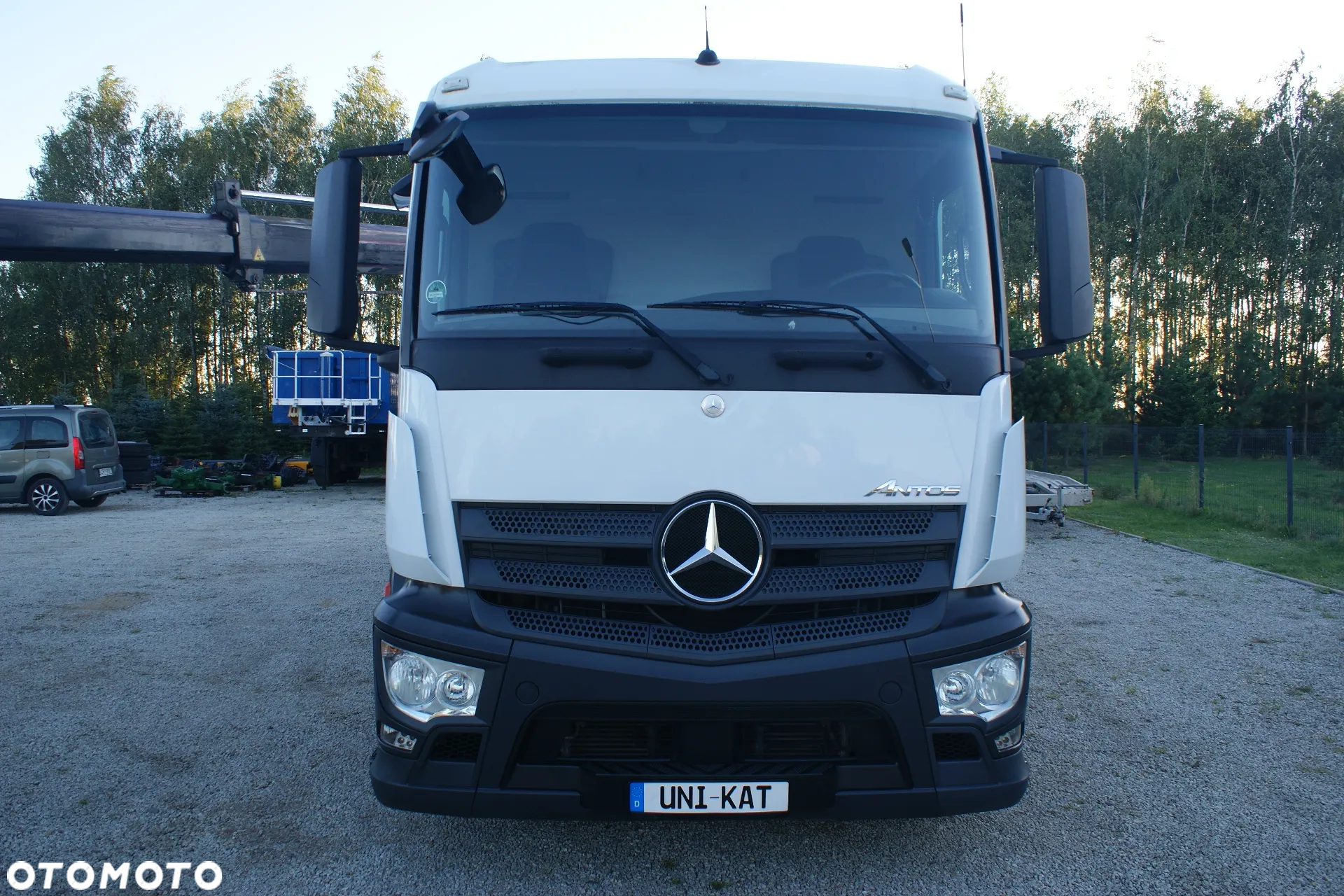 Mercedes-Benz Antos Actros 1830 - 4
