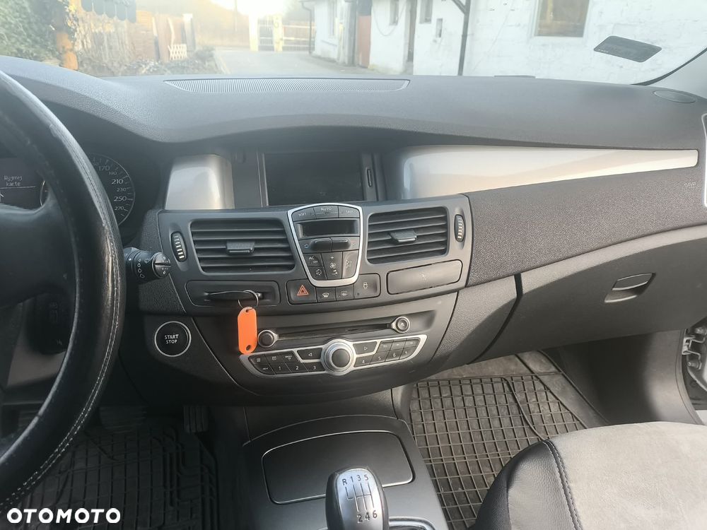 Renault Laguna 2.0 dCi Tech Run - 8