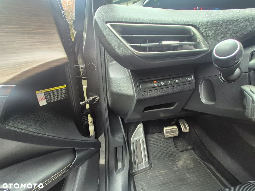 Peugeot 3008 - 24