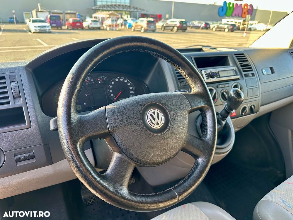 Volkswagen Transporter Caravelle Lang Trendline - 18