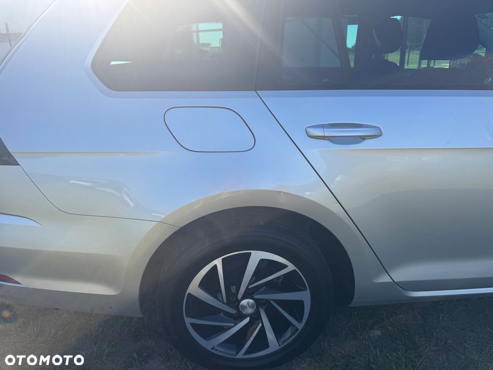 Volkswagen Golf 2.0 TDI Join - 22