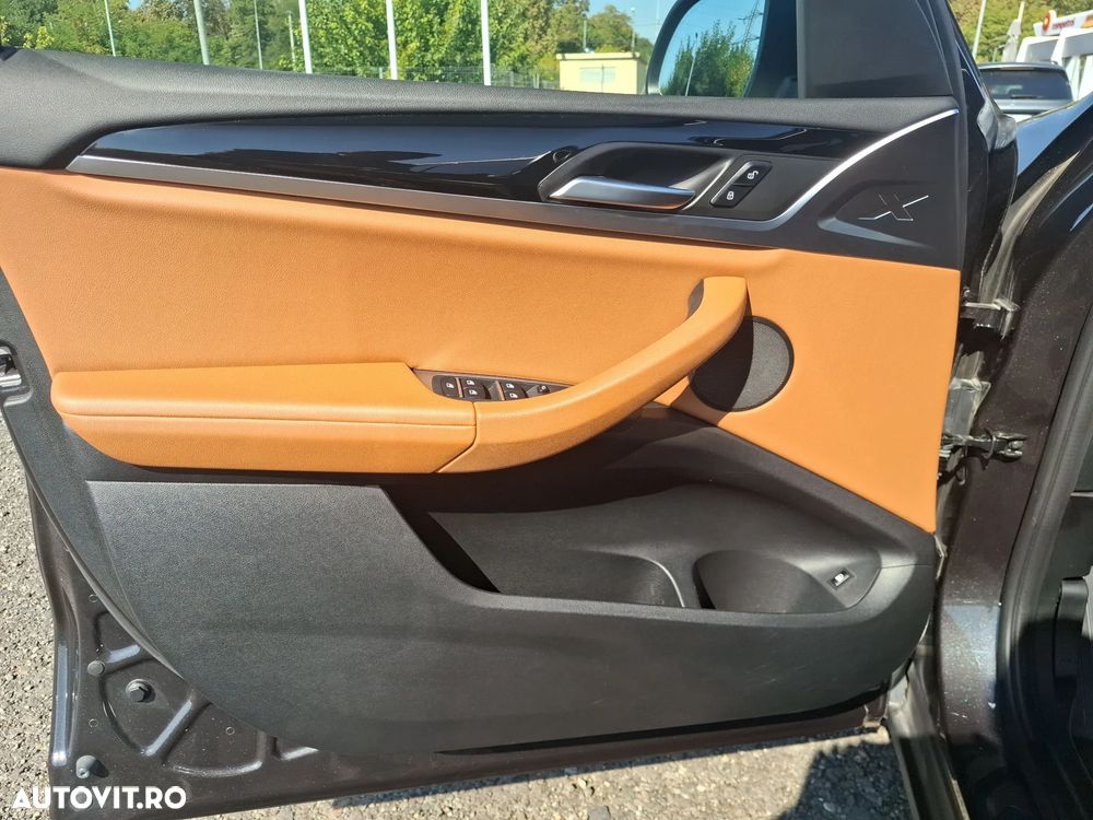 BMW X3 xDrive30e AT PHEV - 19