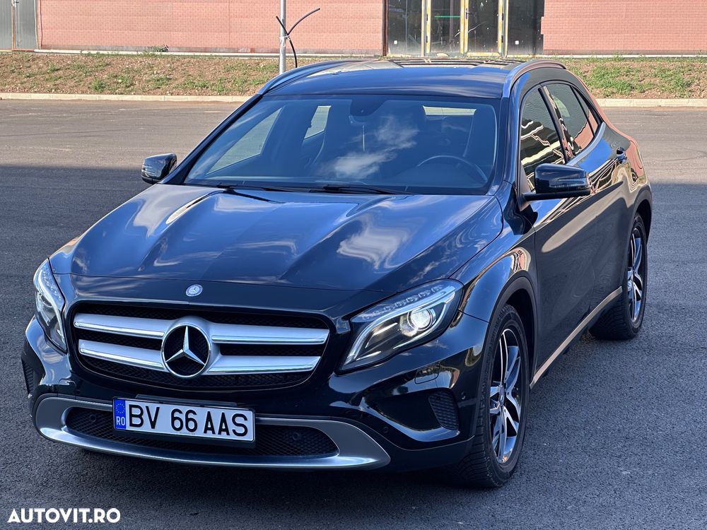Mercedes-Benz GLA - 17