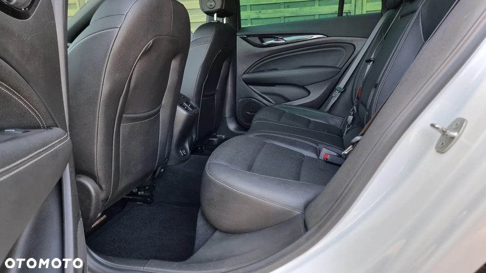 Opel Insignia 2.0 CDTI Innovation S&S - 29
