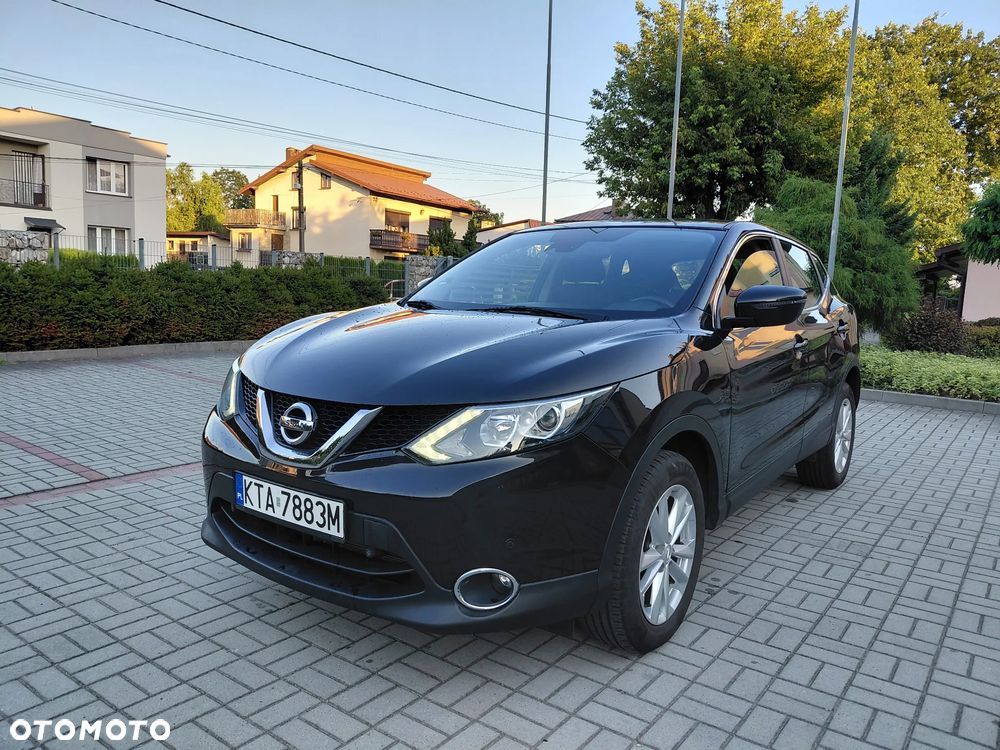 Nissan Qashqai - 1