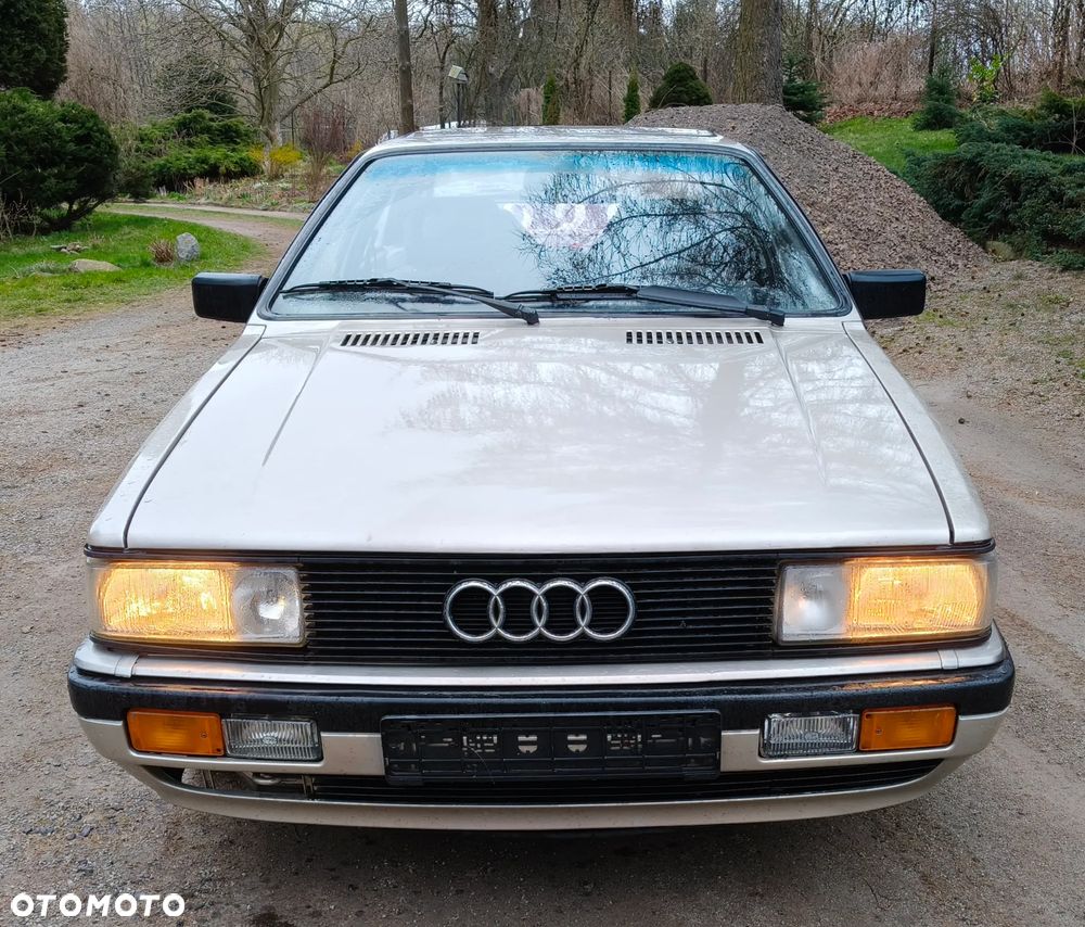 Audi Coupe - 2