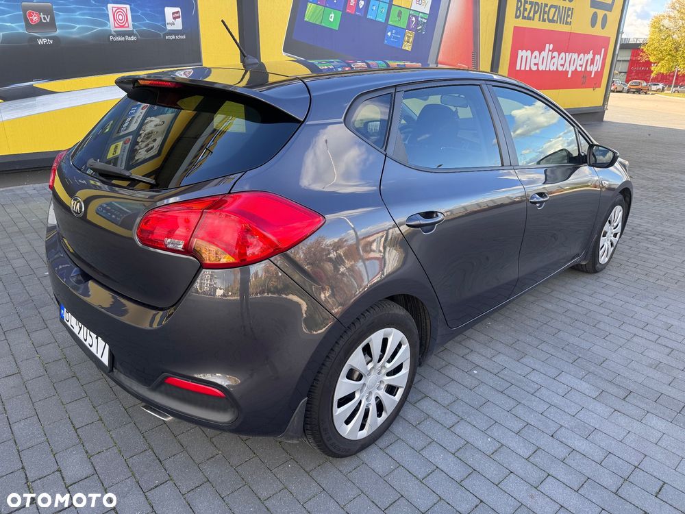 Kia Ceed 1.4 CVVT Attract - 6