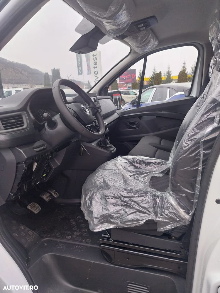 Renault TRAFIC - 17