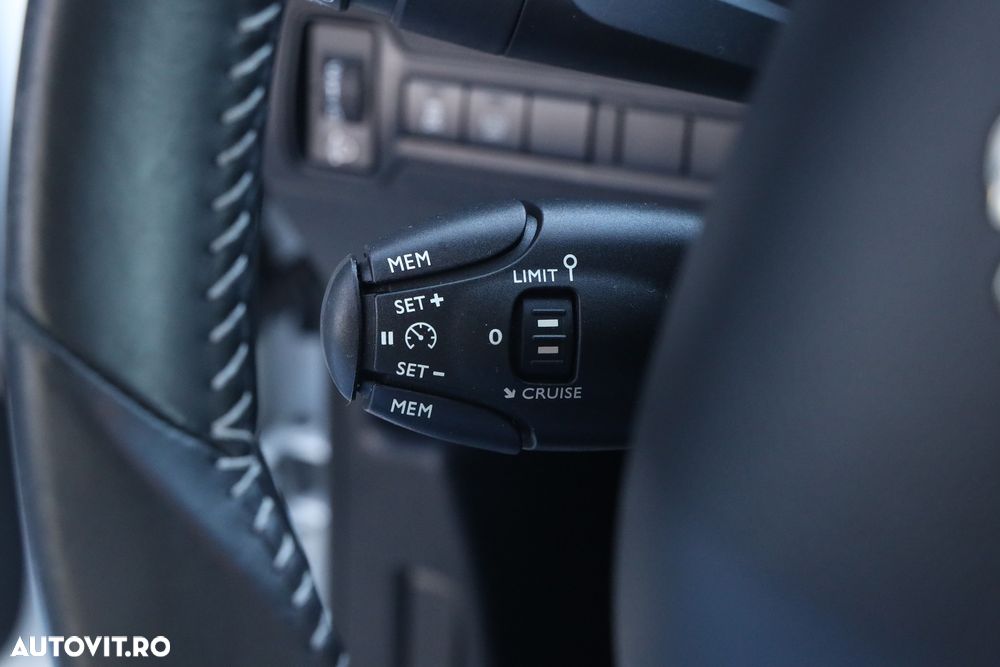 Peugeot 308 BlueHDi FAP 120 Stop&Start Active - 19