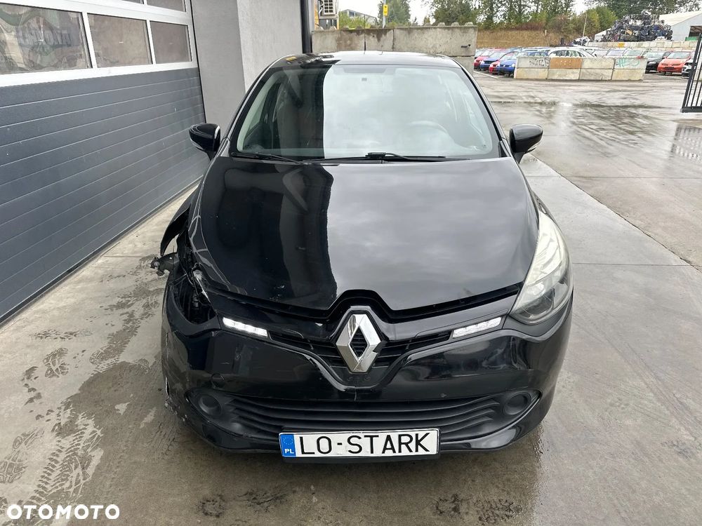 Renault Clio 1.2 16V 75 LIMITED - 8