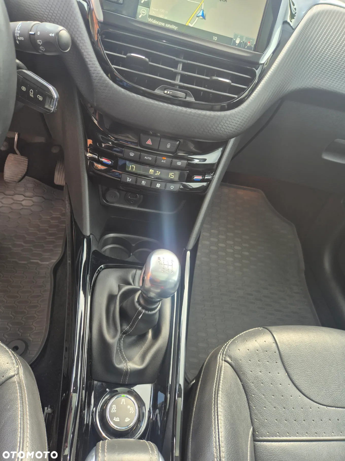 Peugeot 2008 1.6 BlueHDi Crossway S&S - 21