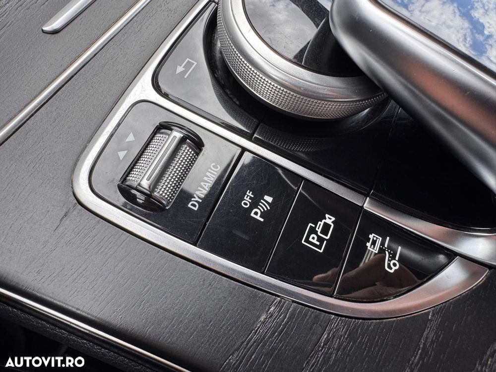 Mercedes-Benz C 300 de 9G-TRONIC AMG Line - 23