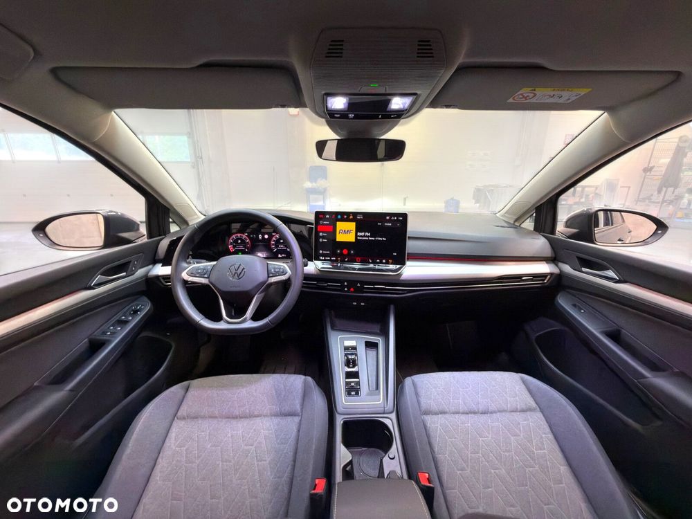 Volkswagen Golf 1.5 eTSI mHEV Life DSG - 29