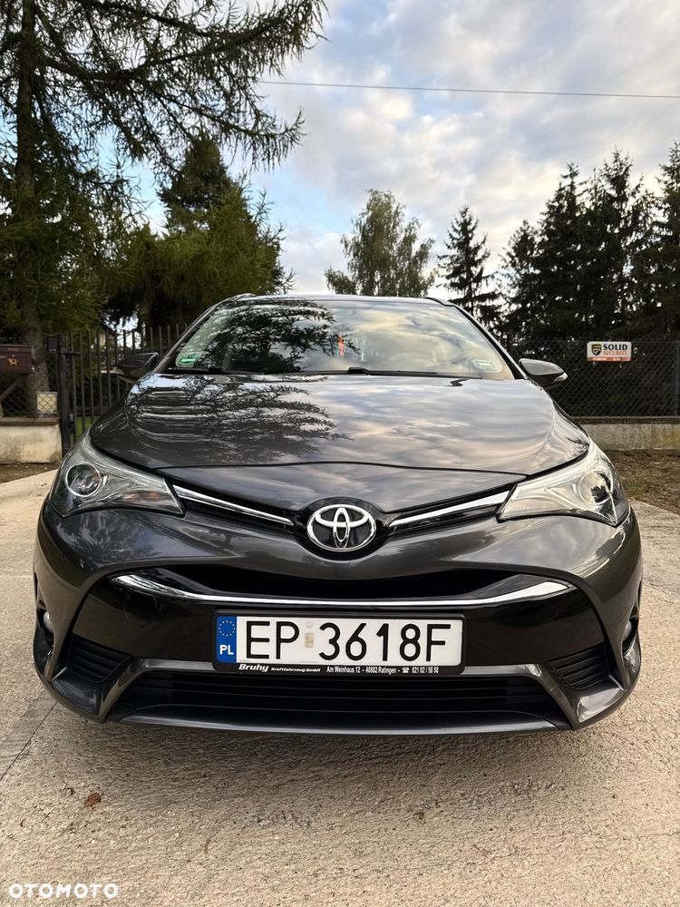 Toyota Avensis 2.0 D-4D Active Business - 2