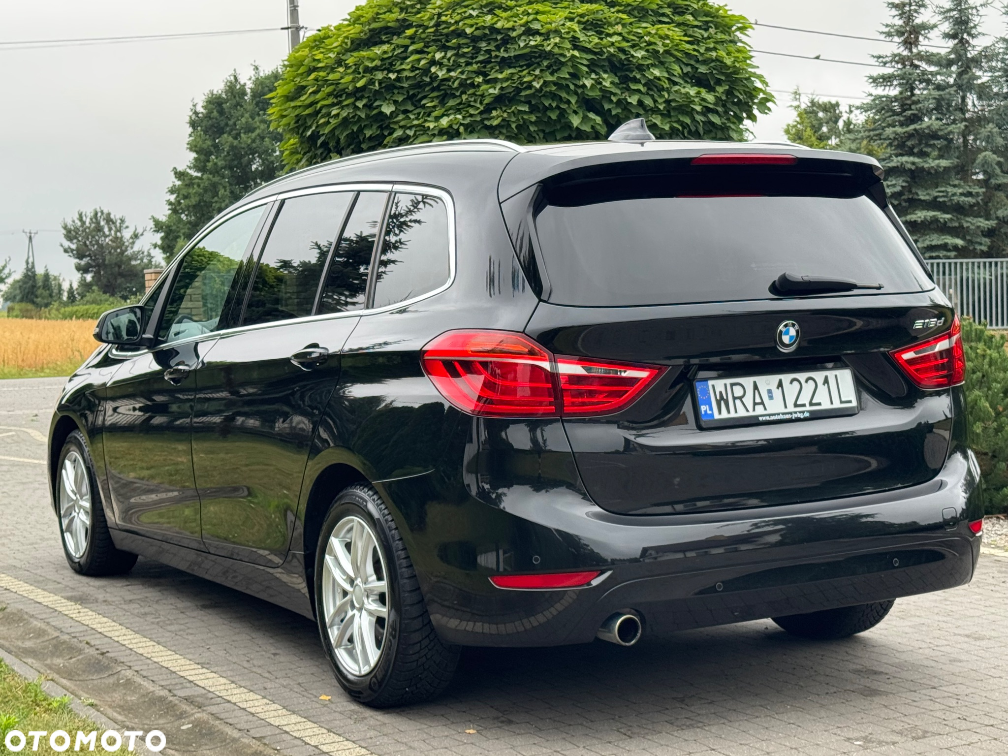 BMW Seria 2 218d Active Tourer - 8