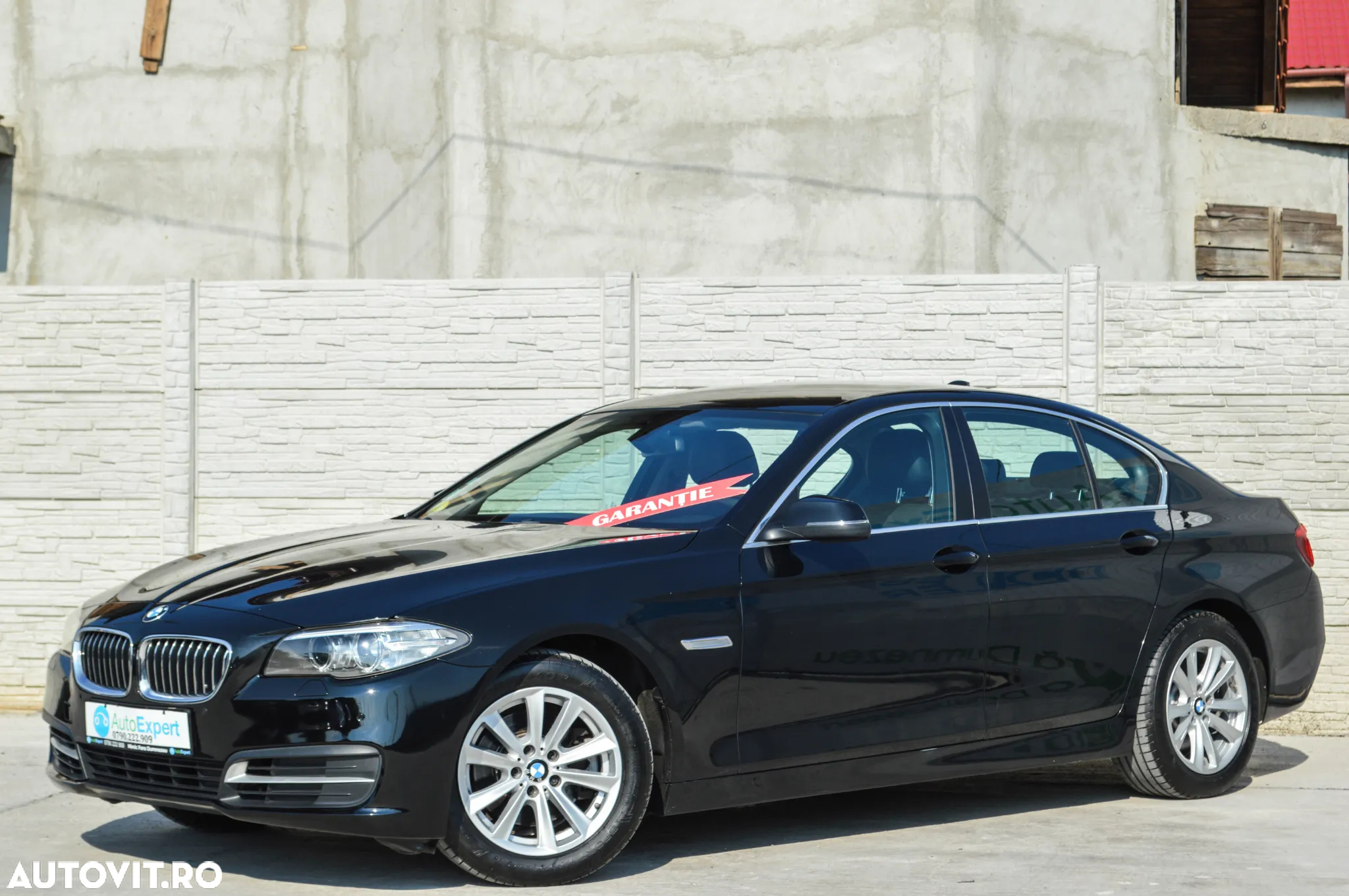 BMW Seria 5 520d Aut. - 10