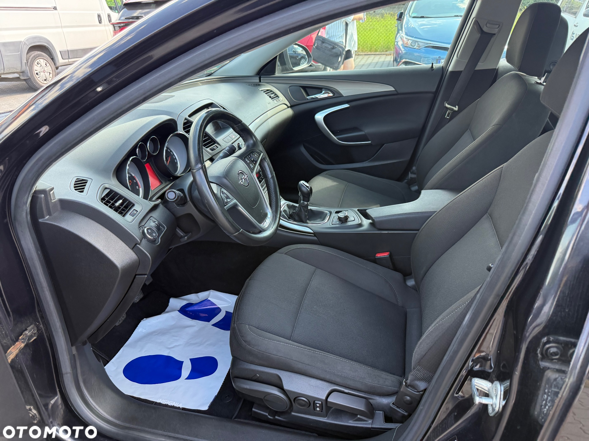 Opel Insignia 1.8 Active - 11