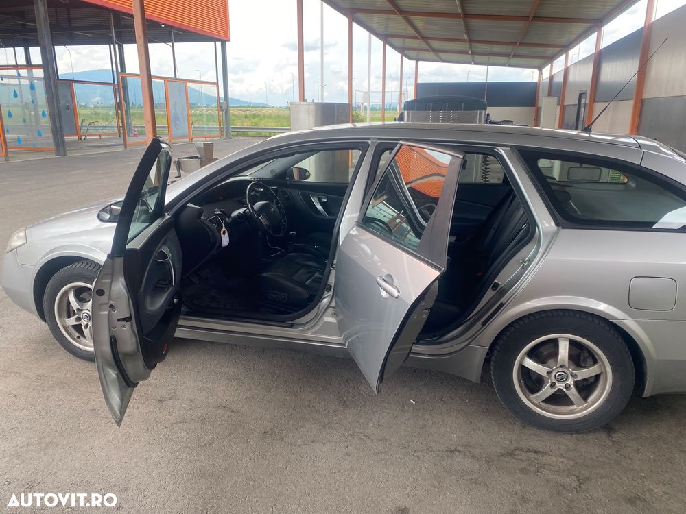 Nissan Primera - 2