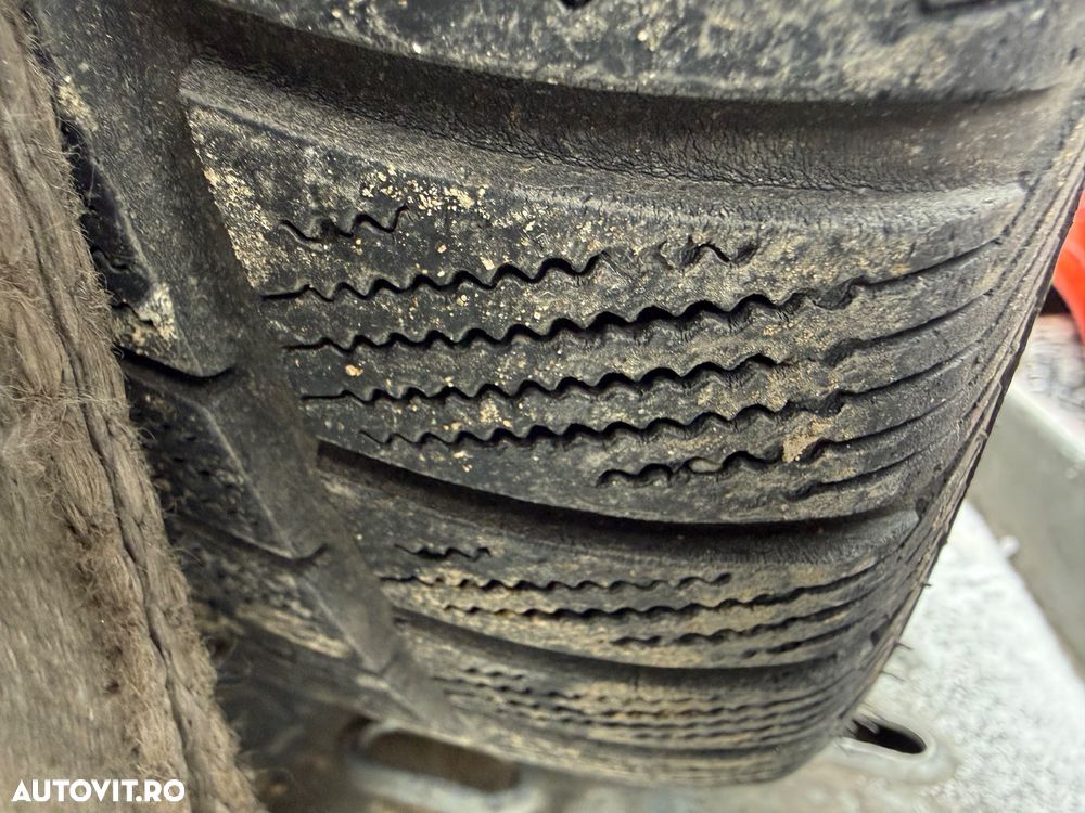 Roți Iarnă BMW 17" Style 380 (Seria 1 F20, Seria 3 E90 F30, VW T5 T6) + Senzori + Anvelope 2023 Jantele sunt originale bmw - 7