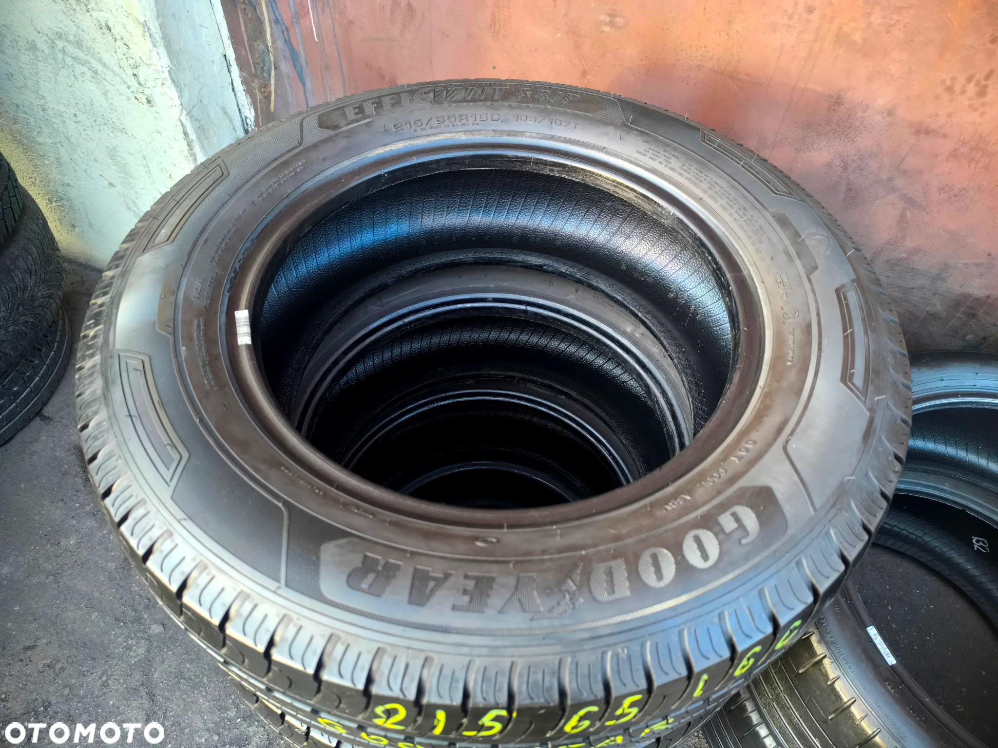 215/65R16C 109/107T 16 C Opony Letnie Lato GOODYEAR EFFICIENT GRIP CARGO 7,5mm Legnica ALU-RAD 215/65 - 8