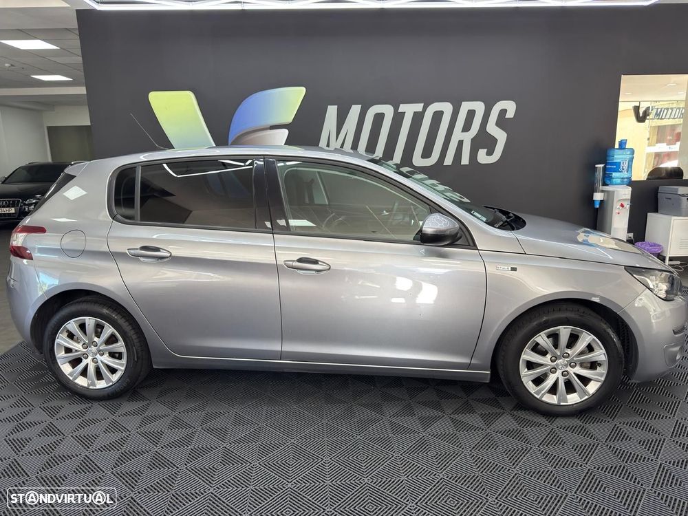 Peugeot 308 1.2 PureTech Style J17 - 5