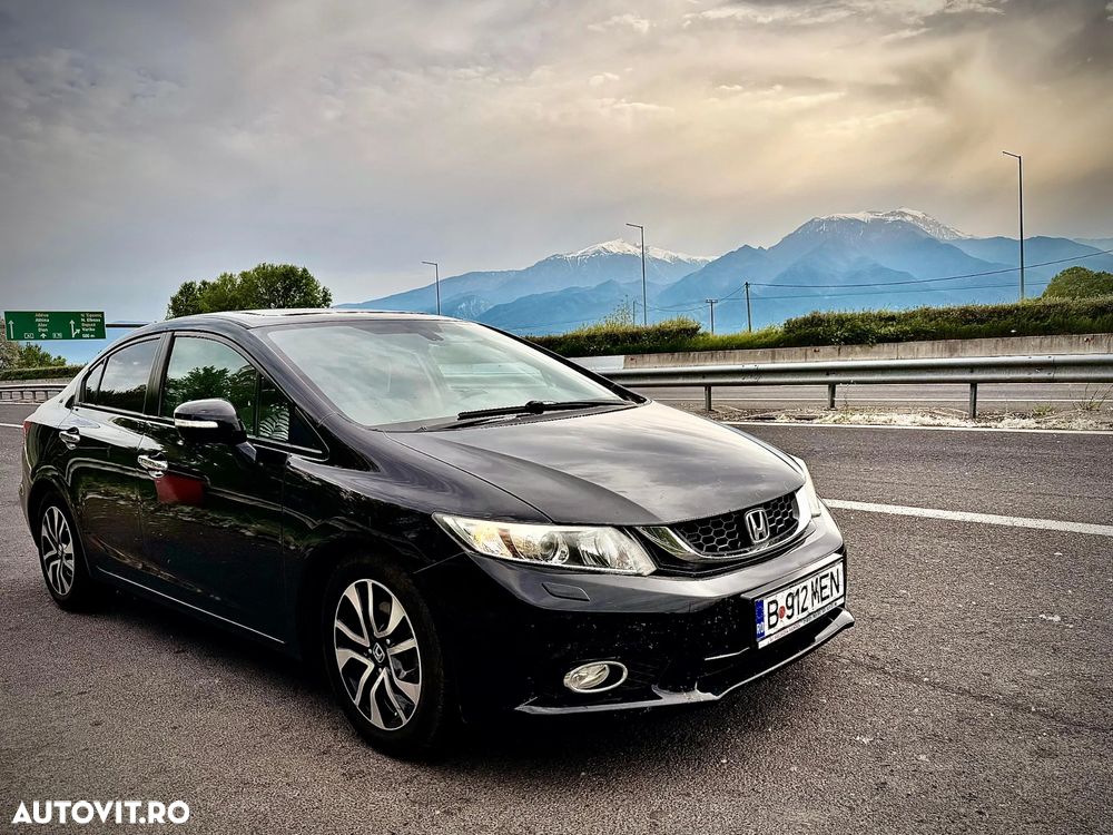 Honda Civic 1.8 MT ES - 19