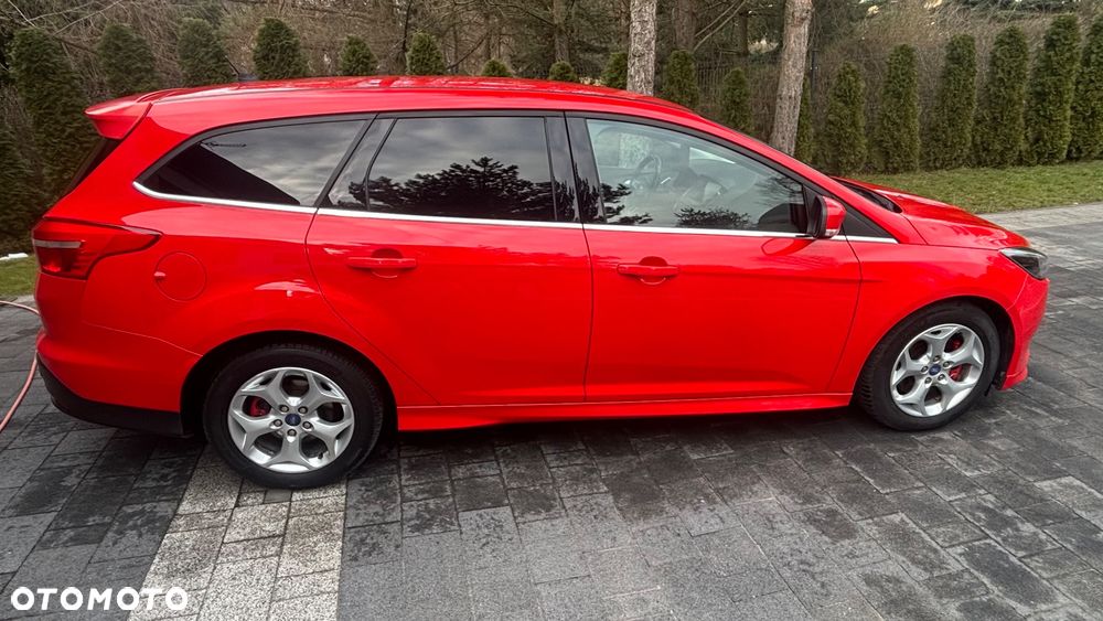 Ford Focus 1.5 TDCi DPF Start-Stopp-System ST-Line - 8