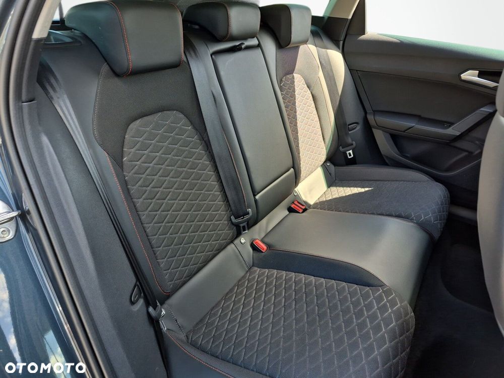 Seat Leon Sportstourer 2.0 TDI FR 4Drive DSG - 32