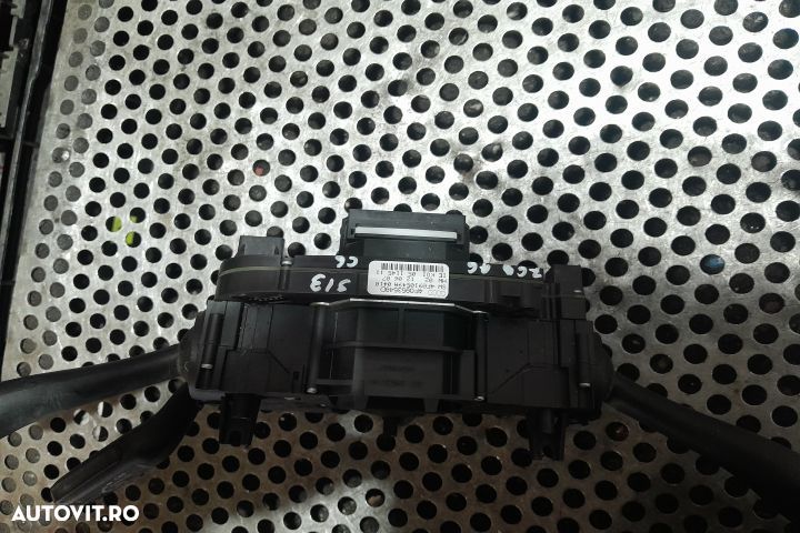 ANSAMBLU MANETE SEMNALIZARE + STERGATOARE + TEMPOMAT 4F0953549D / 4E0 - 2