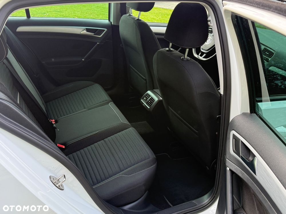 Volkswagen Golf 1.2 TSI BlueMotion Technology Cup - 21