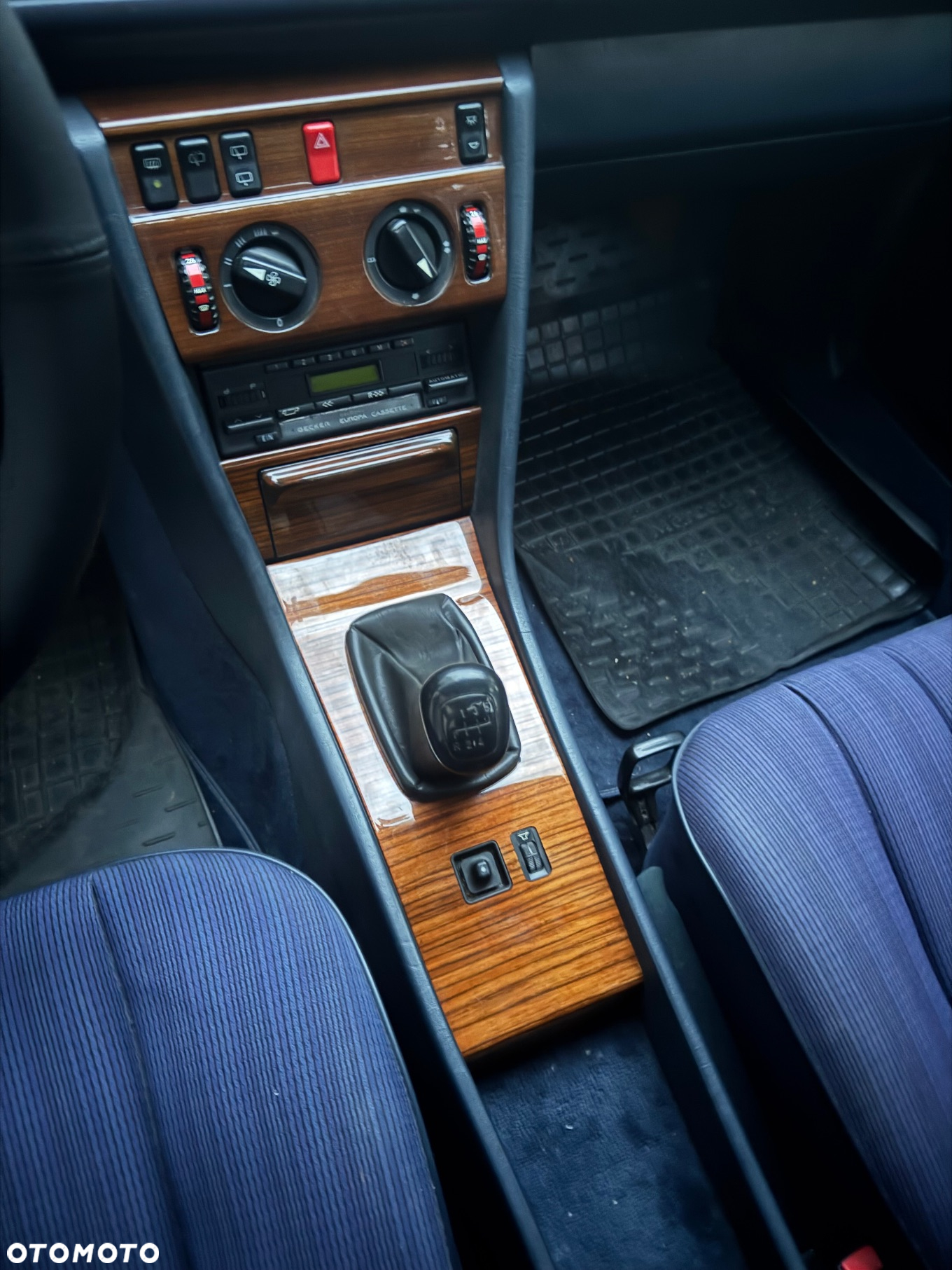 Mercedes-Benz W124 (1984-1993) - 38