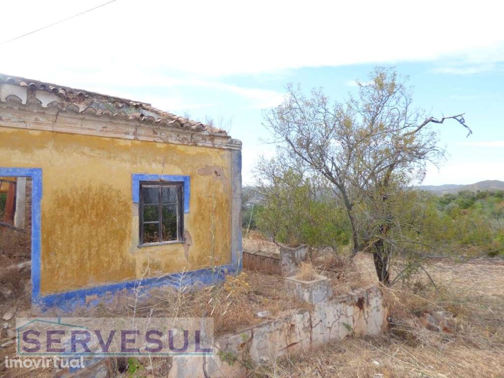 Propriedade com duas ruinas, possibilidade de construção até 600m2,... - Grande imagem: 4/21