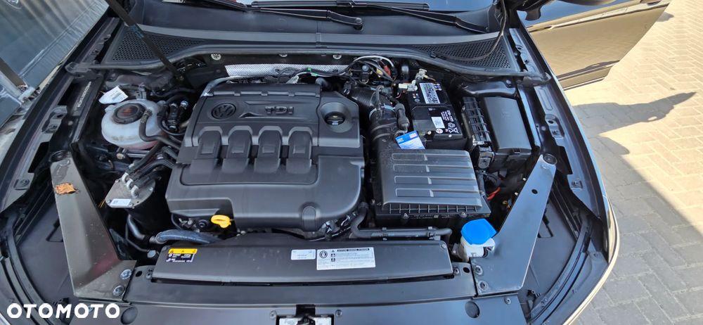 Volkswagen Passat Variant 2.0 TDI EVO Business DSG - 37