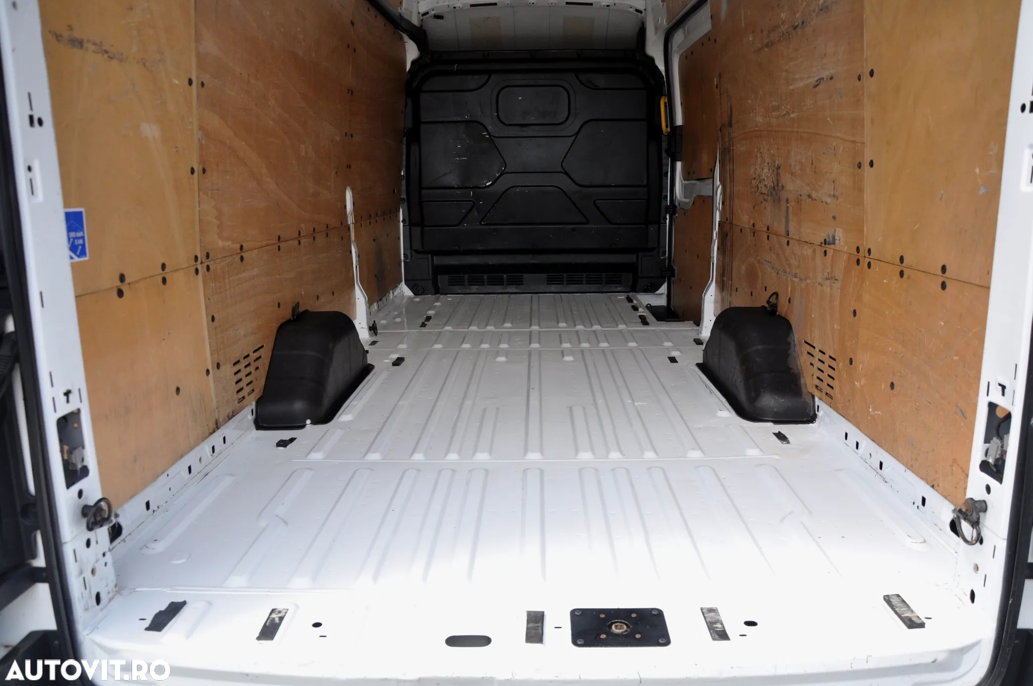 Ford Transit L4H3 Furgon - 9